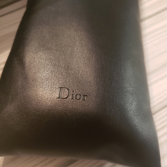 DIOR Sol Light 2 Oversized Celebrity Sunglasses - Picture 13 of 14